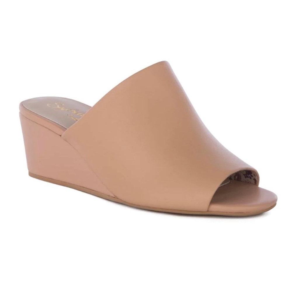 Seychelles camel wedge sandal- New in box